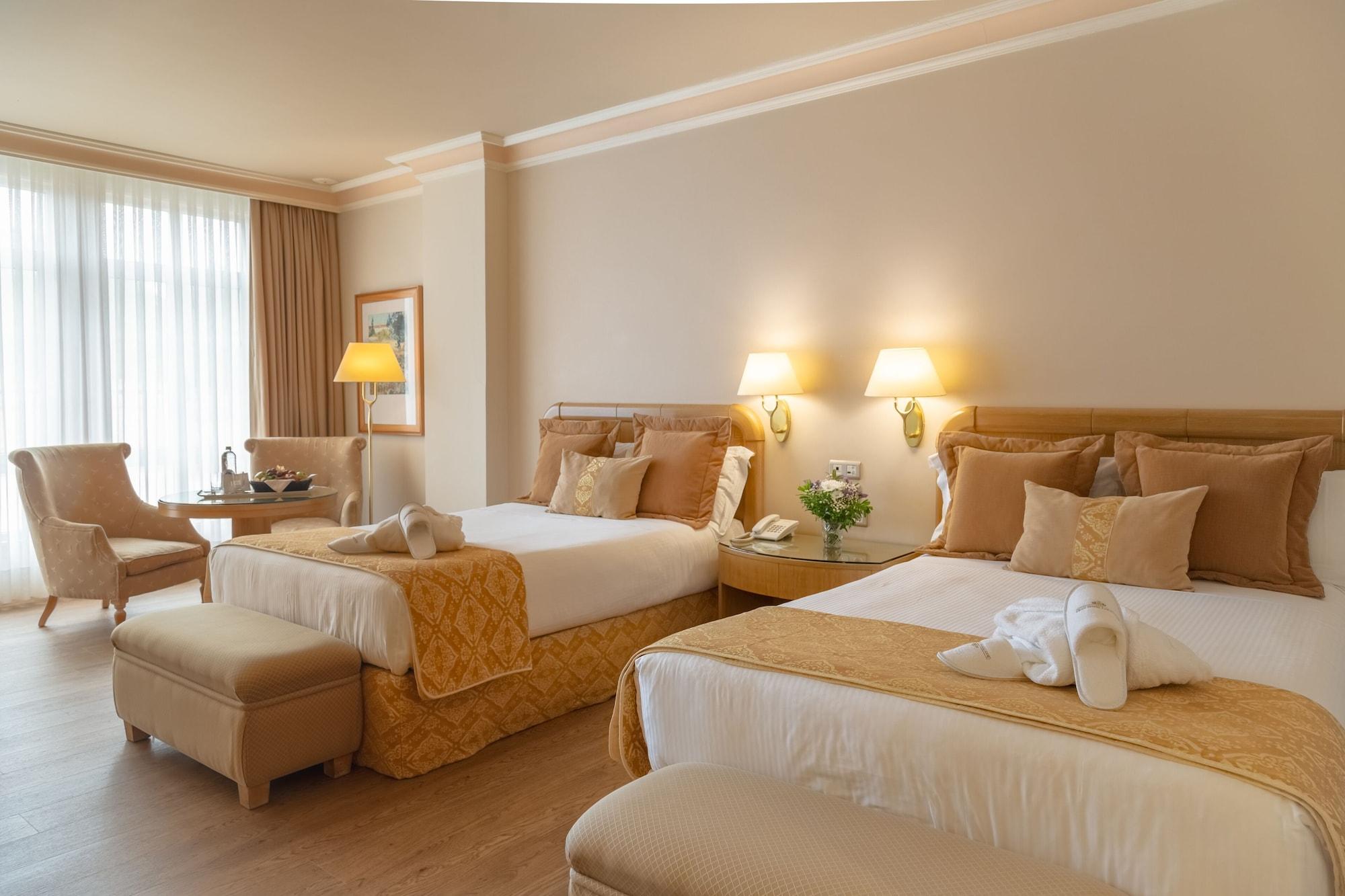 Gran Hotel Los Abetos Сантяго де Компостела Екстериор снимка